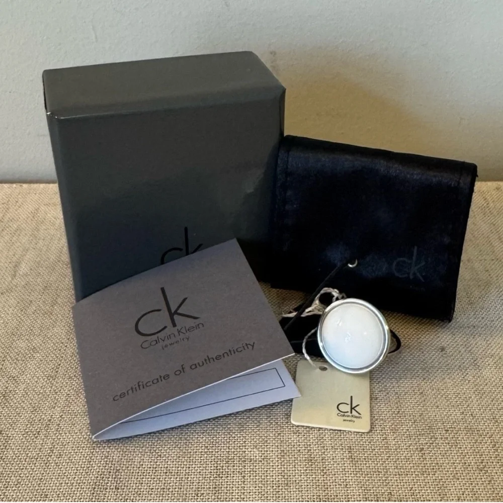 Calvin Klein Coral Stone & Stainless Steel Loop Dome Ring. (Size 9)(NWT) - Picture 2 of 16